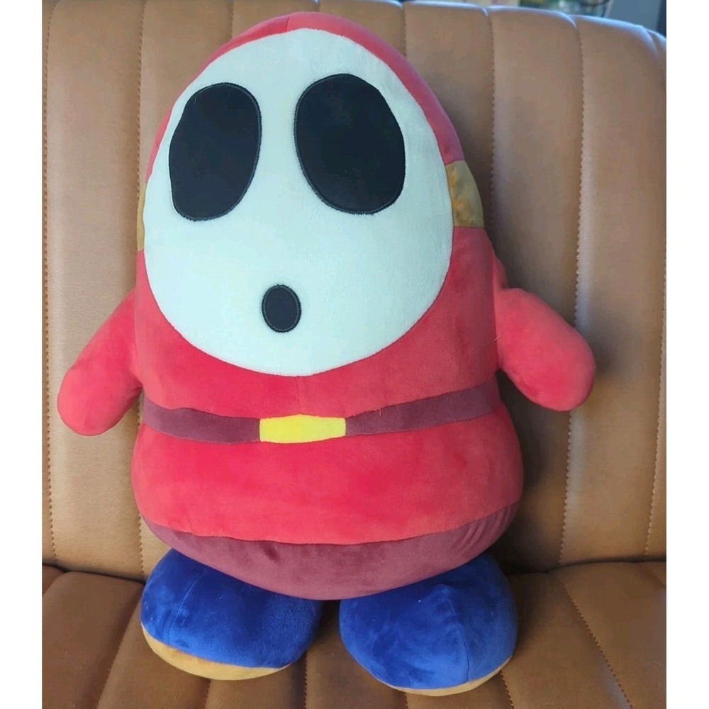 Tomy Club Mocchi- Mocchi- Nintendo Super‎ Mario Bros Shy Guy 16" Mega Plush EUC